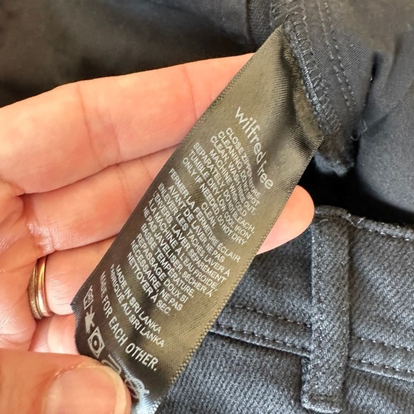 Aritzia Wilfred Maeve Cargo Jeans Black Size 2 Y2K Baggy Wide Leg Grunge Goth - Picture 8 of 11